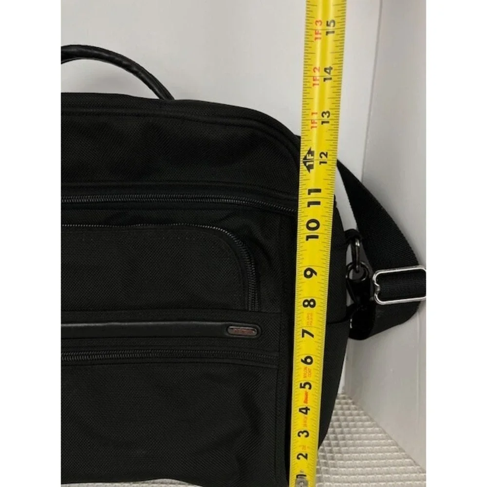 Tumi Alpha Expandable Laptop Bag Briefcase Black‎ 26176D4